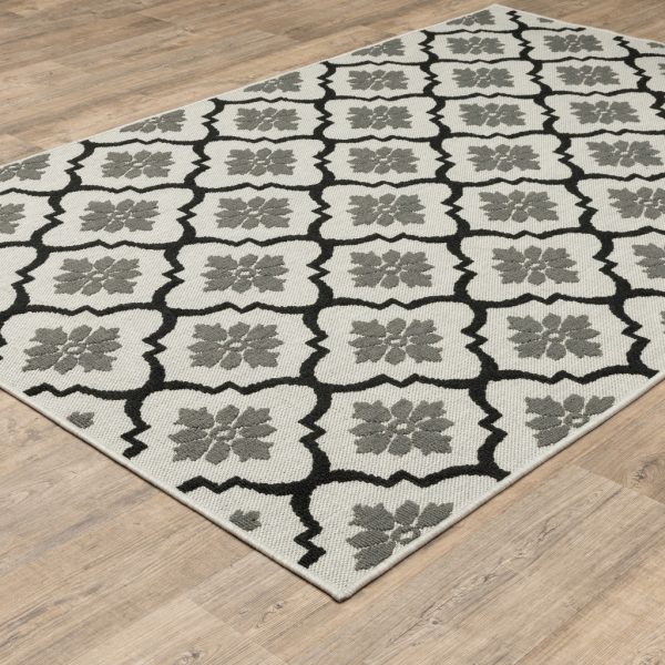 10  X 13  Beige and Black Geometric Stain Resistant Indoor Outdoor Area Rug For Sale